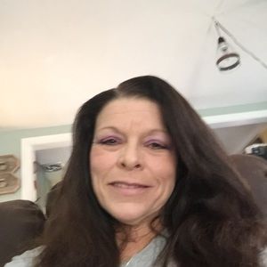 Meet your Posher, Suzanne